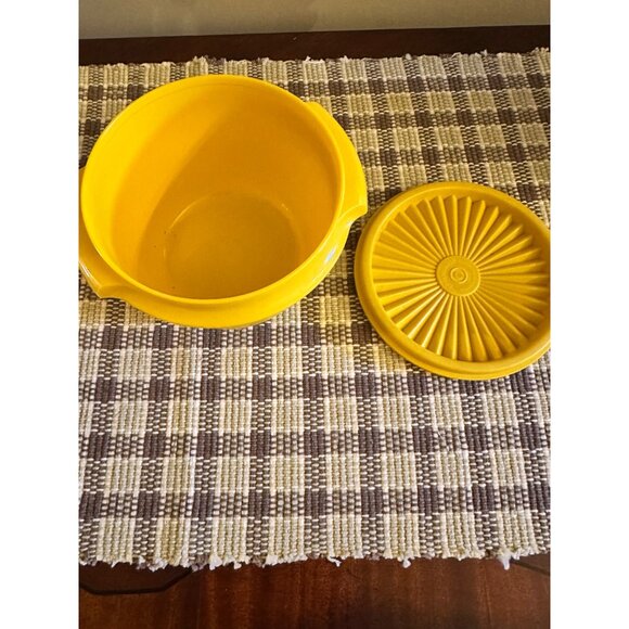 Vintage Tupperware Storage Lot Containers with Lids Yellow & Orange Bowls w lid - Picture 11 of 16